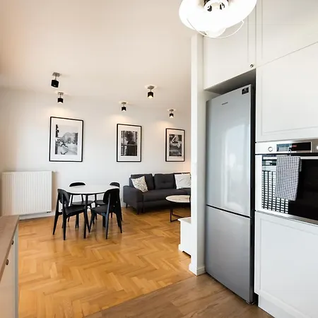 Lekka By Bookinghost